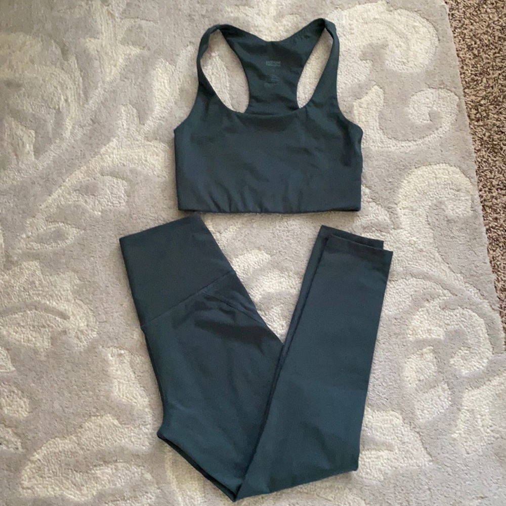 Girlfriend collective moss green set